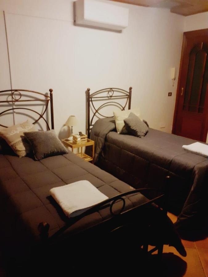 Casa Vacanze Chiara Terrasini Exteriör bild